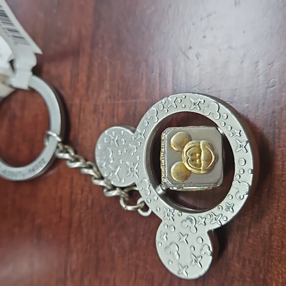 NWT Disney Keychain. - Picture 1 of 10
